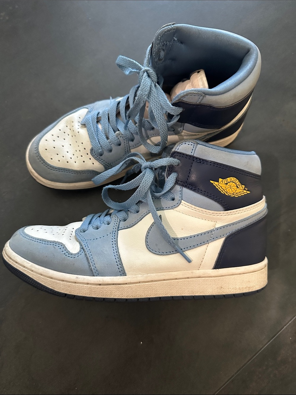 Air Jordan 1 Retro High OG “First in Flight”  size 7,5 model FD2596-400